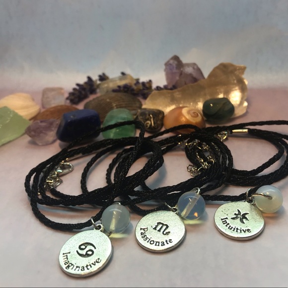 HP! 🥳 ZODIAC MOONSTONE NECKLACE — WATER 💙 - Picture 10 of 11